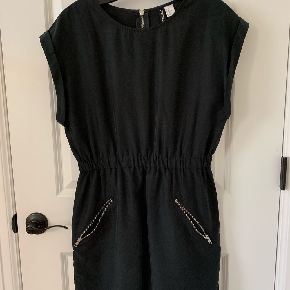 H&M Gray Zipper Pocket Mini Dress